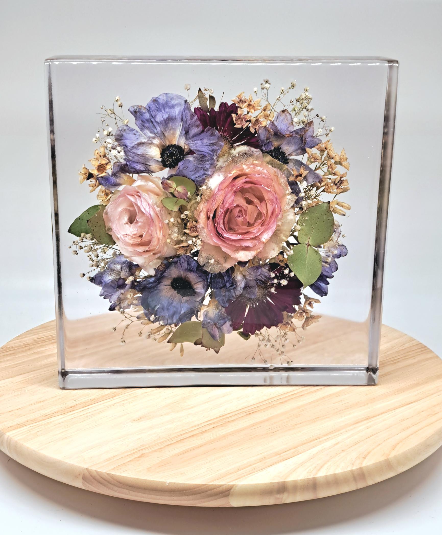 Quadratischer Aufsteller L - ca. 25x25x5 cm