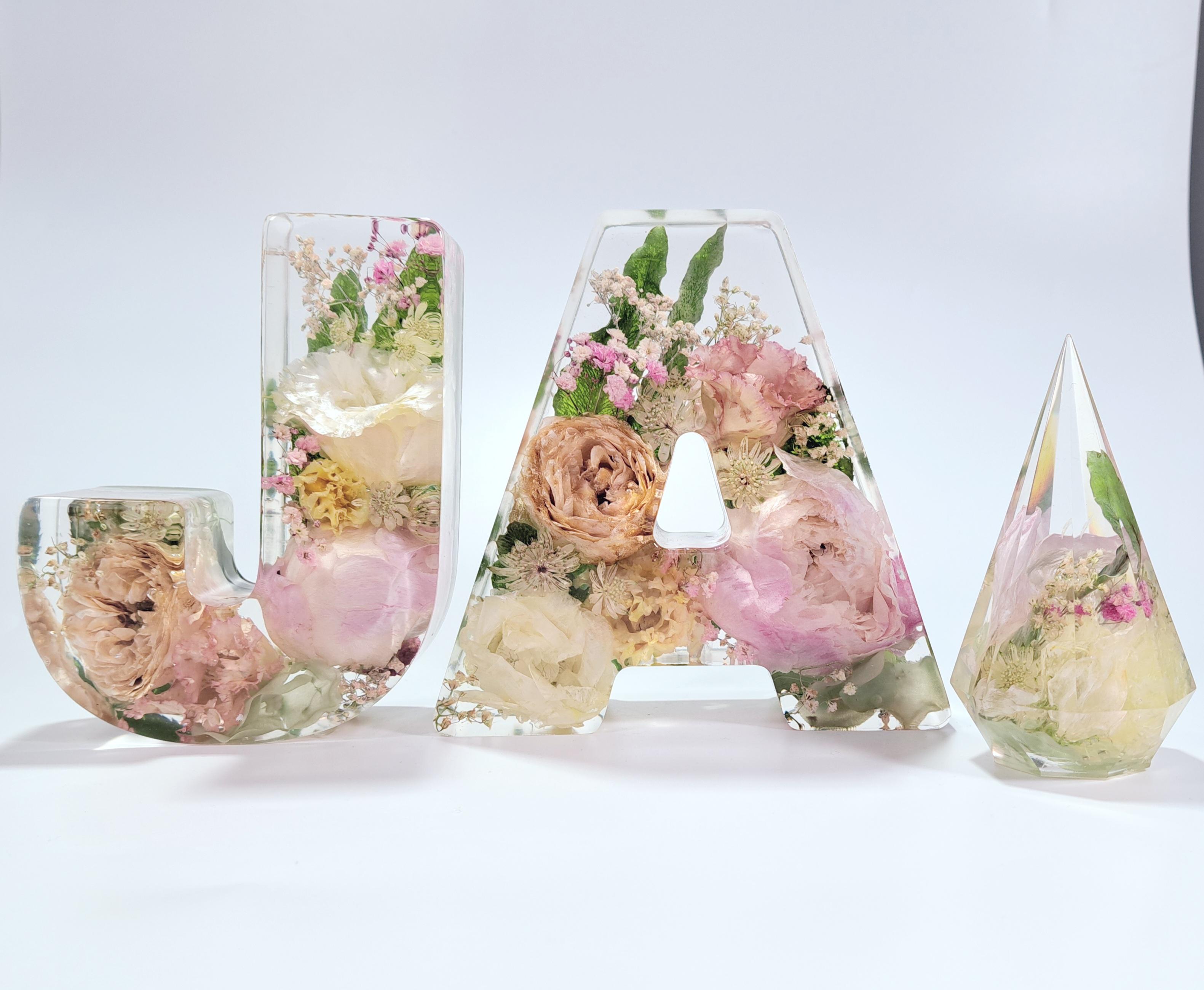 Buchstabe, 5 cm tief - 15 cm hoch